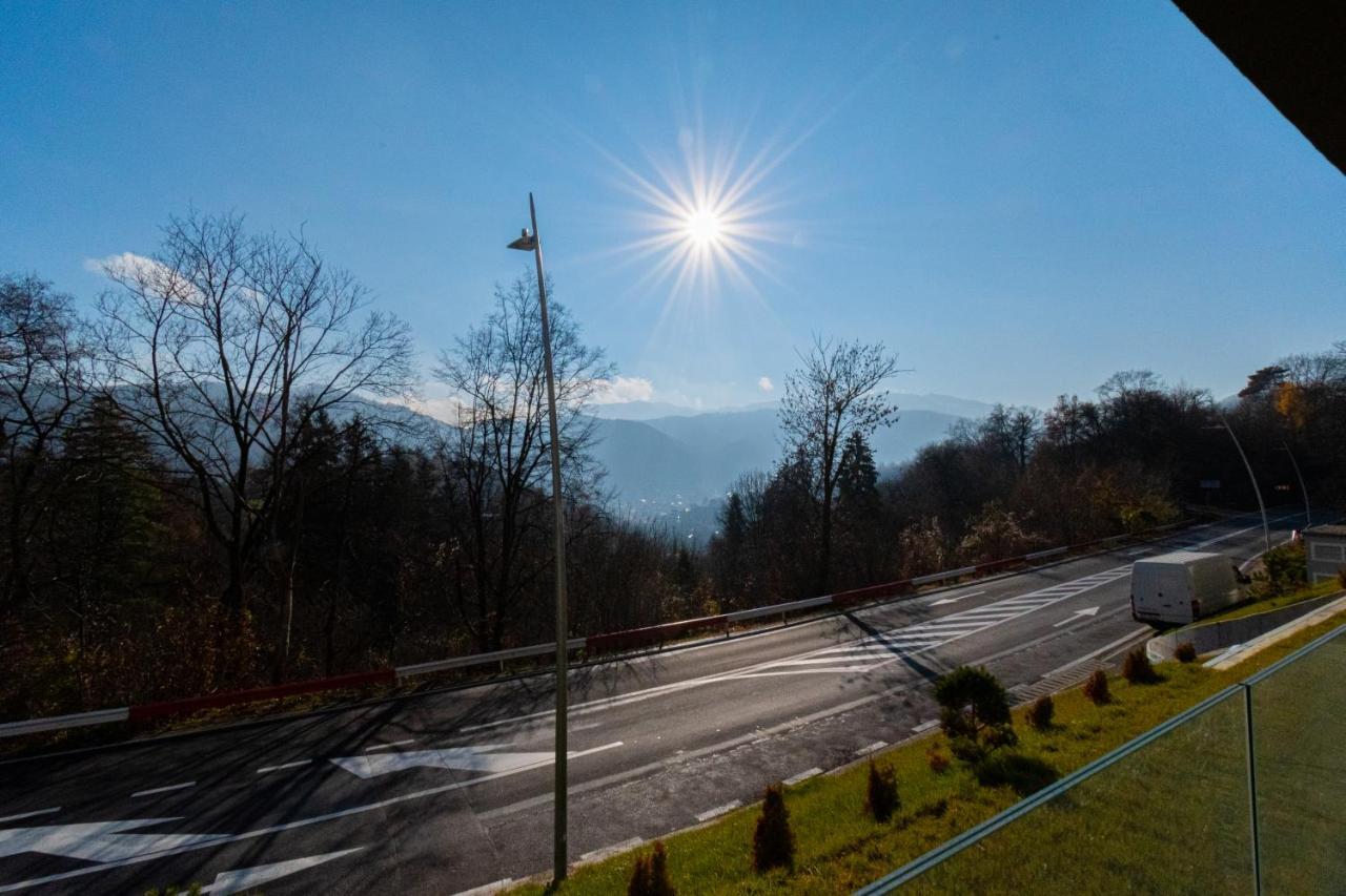 Mirador Bohemian Apt With Views Over Old Town And Tampa Mountain, Near Poiana * Brașov